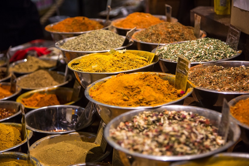 Spices for flavouring